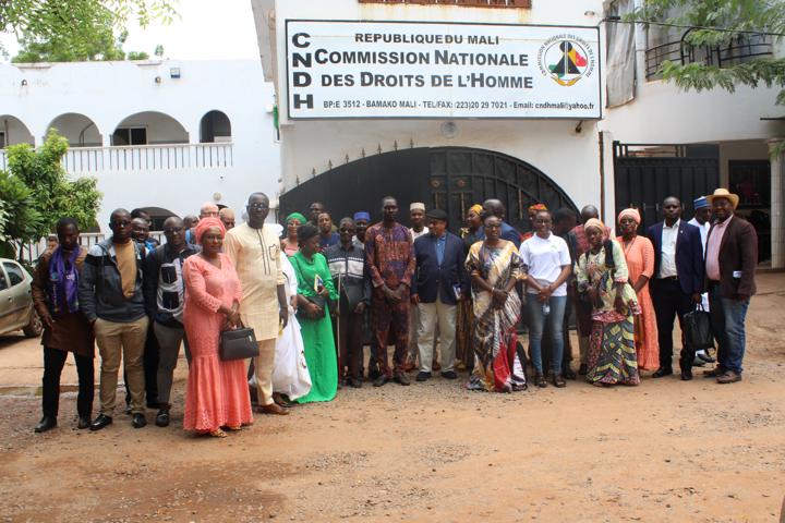 𝐂𝐚𝐝𝐫𝐞 𝐝𝐞 𝐜𝐨𝐧𝐜𝐞𝐫𝐭𝐚𝐭𝐢𝐨𝐧 𝐝𝐞𝐬 𝐎𝐫𝐠𝐚𝐧𝐢𝐬𝐚𝐭𝐢𝐨𝐧𝐬 𝐝𝐞 𝐃𝐞́𝐟𝐞𝐧𝐬𝐞 𝐝𝐞𝐬 𝐃𝐫𝐨𝐢𝐭𝐬 𝐝𝐞 𝐥’𝐇𝐨𝐦𝐦𝐞 𝐚𝐯𝐞𝐜 𝐥𝐚 𝐂𝐍𝐃𝐇