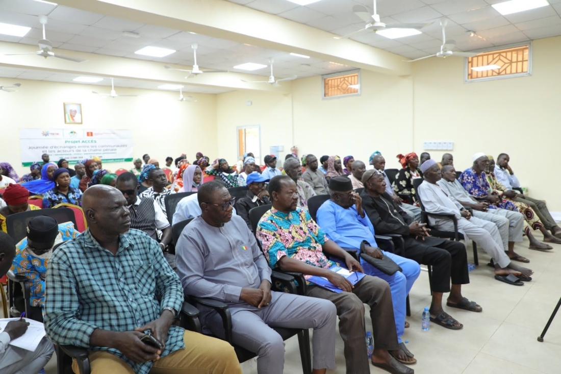 #Koulikoro | 𝐋𝐞 𝐂𝐚𝐩𝐃𝐇 𝐫𝐞𝐧𝐟𝐨𝐫𝐜𝐞 𝐥𝐞 𝐝𝐢𝐚𝐥𝐨𝐠𝐮𝐞 𝐞𝐧𝐭𝐫𝐞 𝐥𝐞𝐬 𝐜𝐨𝐦𝐦𝐮𝐧𝐚𝐮𝐭𝐞́𝐬 𝐞𝐭 𝐥𝐞𝐬 𝐚𝐜𝐭𝐞𝐮𝐫𝐬 𝐝𝐞 𝐥𝐚 𝐜𝐡𝐚𝐢̂𝐧𝐞 𝐩𝐞́𝐧𝐚𝐥𝐞